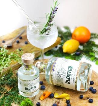 London Dry Gin mit edelsten Schwarzwaldkräutern, Kloster Gin